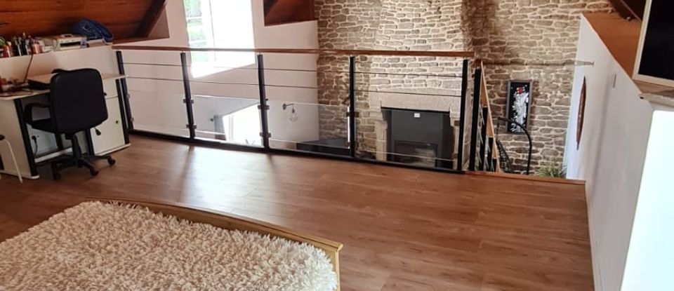 Maison 5 pièces de 150 m² à Le Sourn (56300)