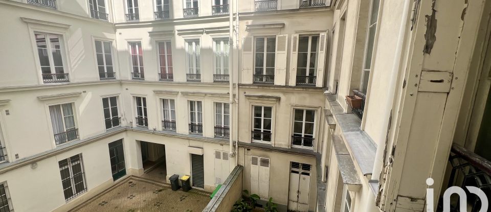 Appartement 5 pièces de 86 m² à Paris (75008)