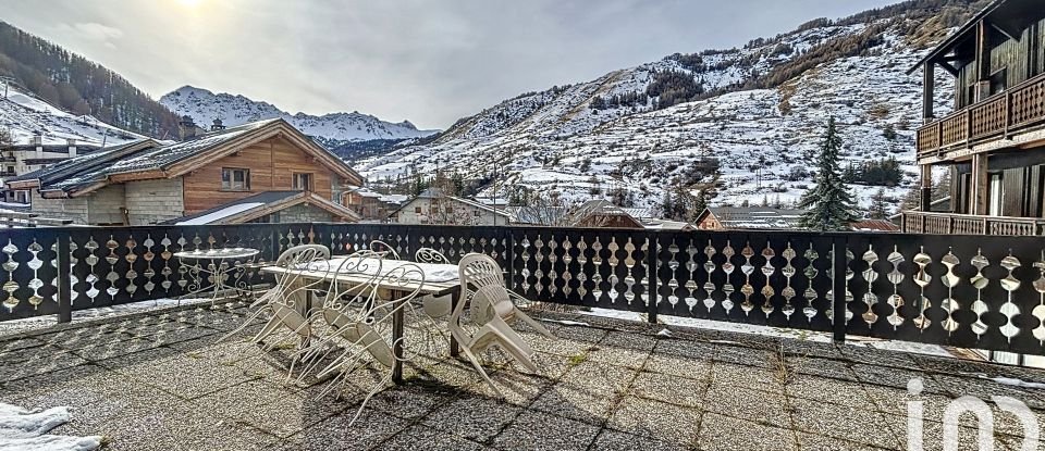 Apartment 6 rooms of 185 m² in Vars (05560)