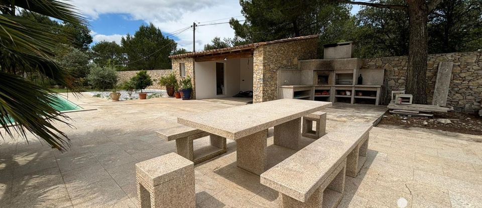 House 6 rooms of 179 m² in Nîmes (30000)