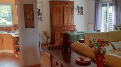 Traditional house 5 rooms of 130 m² in Bains-sur-Oust (35600)