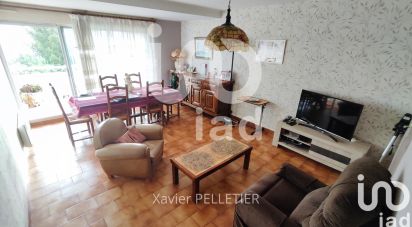 Appartement 3 pièces de 71 m² à Mèze (34140)