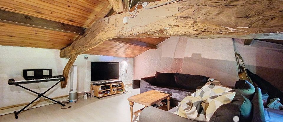 Maison de campagne 4 pièces de 116 m² à Louchats (33125)