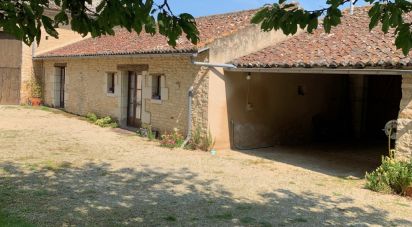 Longere 5 rooms of 169 m² in La Chaussée (86330)