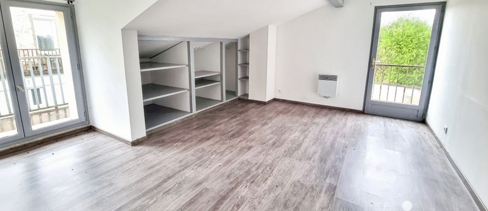 Immeuble de 754 m² à Pommeuse (77515)