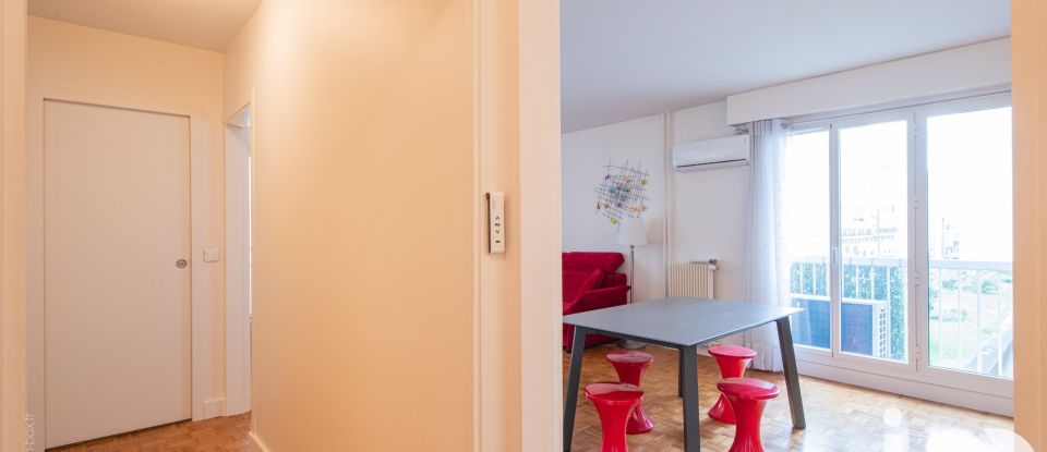 Appartement 2 pièces de 59 m² à Paris (75015)