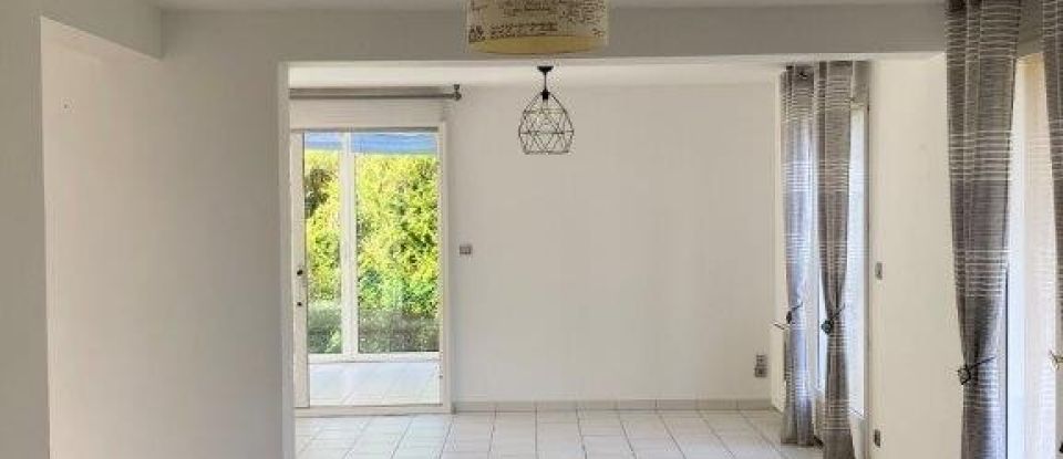 House 7 rooms of 140 m² in Saint-Vaast-de-Longmont (60410)