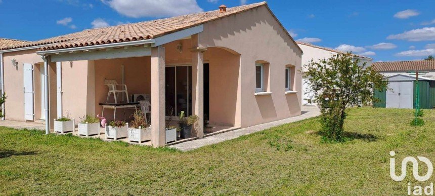 Vente Maison 99m² 4 Pièces à Étaules (17750) - Iad France