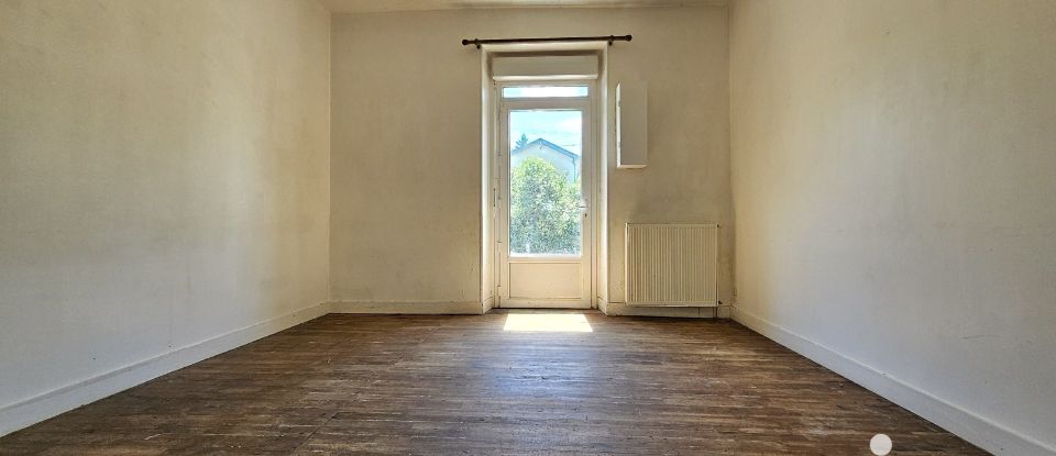 Maison 6 pièces de 124 m² à Châlus (87230)