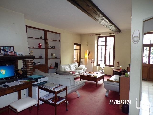 House 7 rooms of 190 m² in Béon (89410)