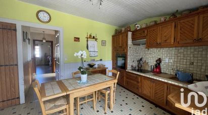 Country house 4 rooms of 94 m² in Andilly (17230)