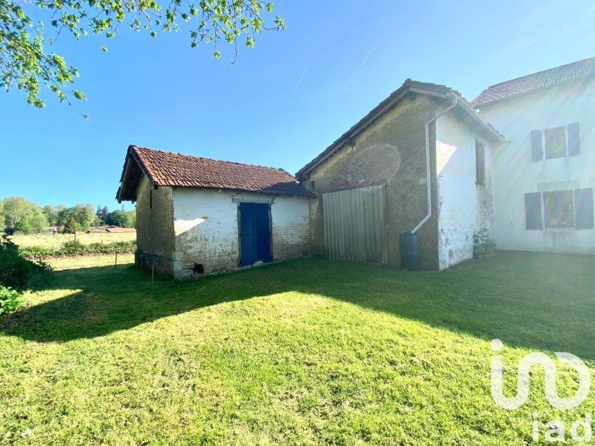 Farm 3 rooms of 150 m² in Saint-Martin-de-Hinx (40390)