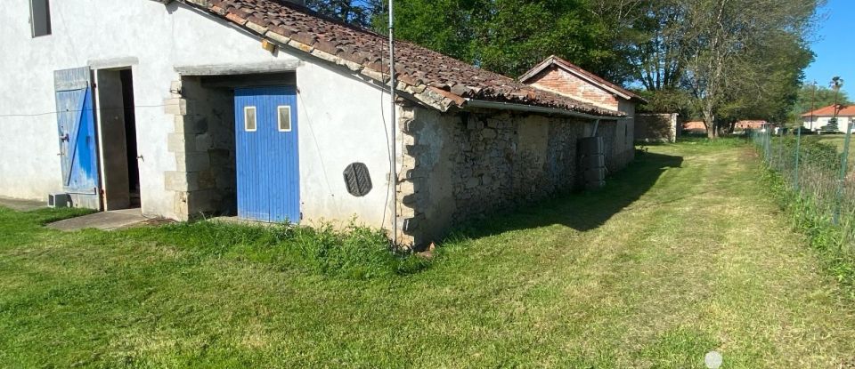 Farm 3 rooms of 150 m² in Saint-Martin-de-Hinx (40390)