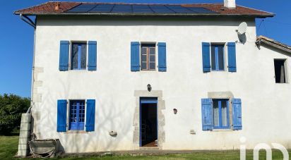 Maison traditionnelle 5 pièces de 130 m² à Saint-Martin-de-Hinx (40390)