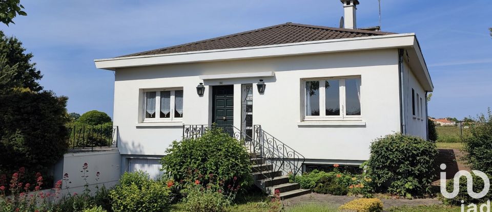 House 7 rooms of 136 m² in Saint-Fulgent (85250)