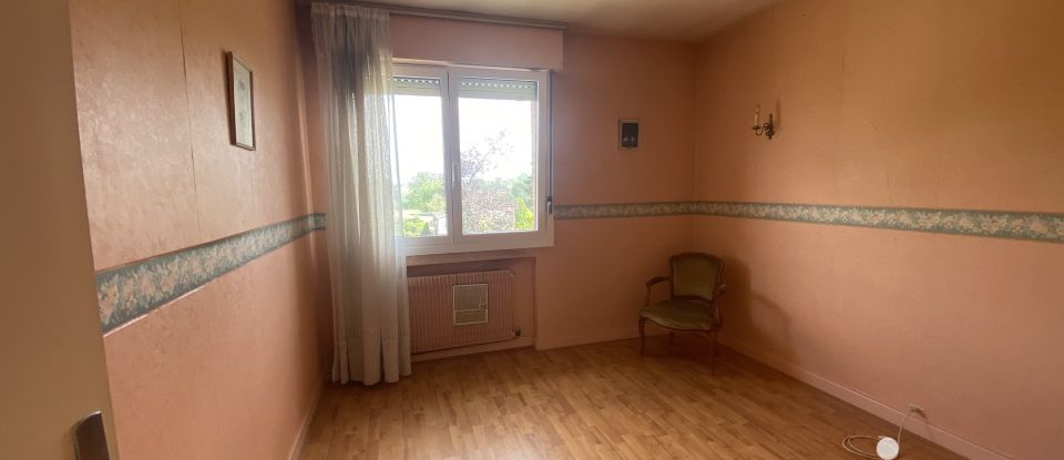 Town house 7 rooms of 114 m² in Aulnoy-lez-Valenciennes (59300)