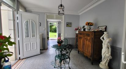 Mansion 12 rooms of 300 m² in Bry-sur-Marne (94360)