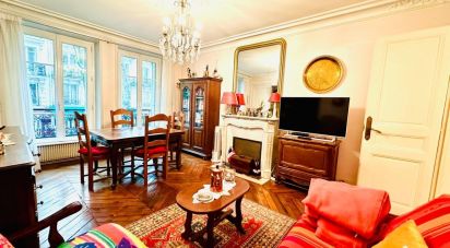 Appartement 2 pièces de 56 m² à Paris (75010)