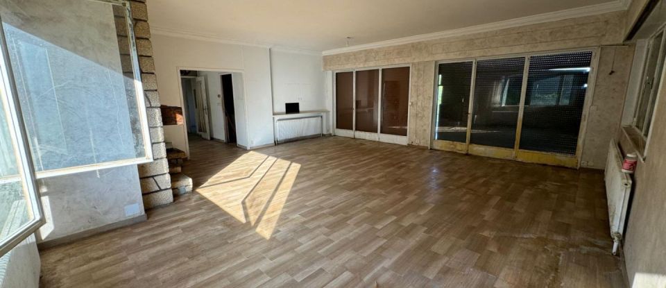 Maison 5 pièces de 142 m² à Voiron (38500)