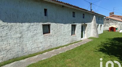 House 6 rooms of 108 m² in Vouhé (79310)