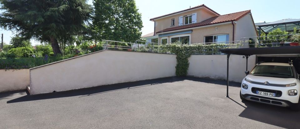 Maison 6 pièces de 150 m² à Pont-du-Château (63430)