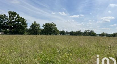 Land of 1,980 m² in Chassenard (03510)