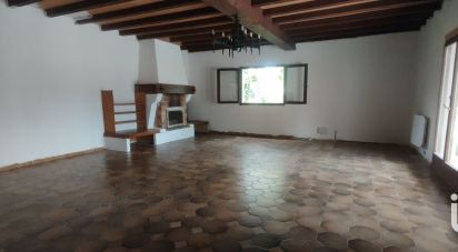 House 5 rooms of 166 m² in Coutras (33230)