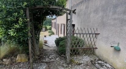 Village house 4 rooms of 91 m² in Thouars (79100)