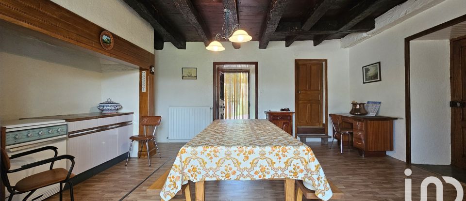 Country house 3 rooms of 68 m² in Leynhac (15600)