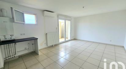 Apartment 2 rooms of 42 m² in Vedène (84270)
