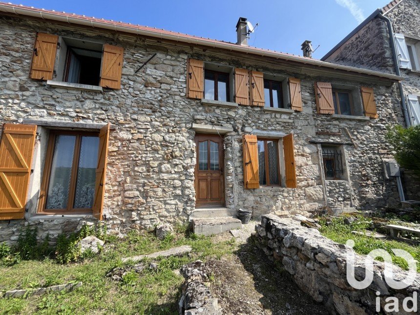 Maison de village 5 pièces de 168 m² à Château-Thierry (02400)