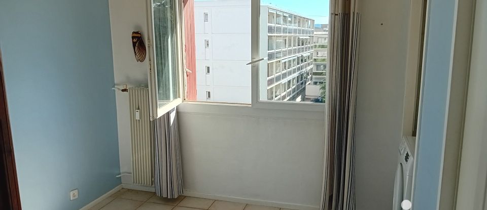 Appartement 5 pièces de 82 m² à Hyères (83400)