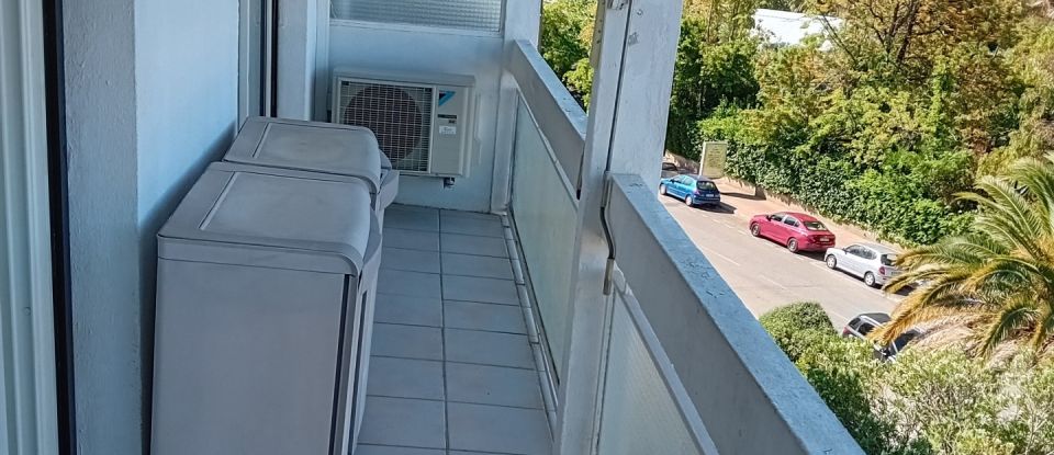 Appartement 5 pièces de 82 m² à Hyères (83400)