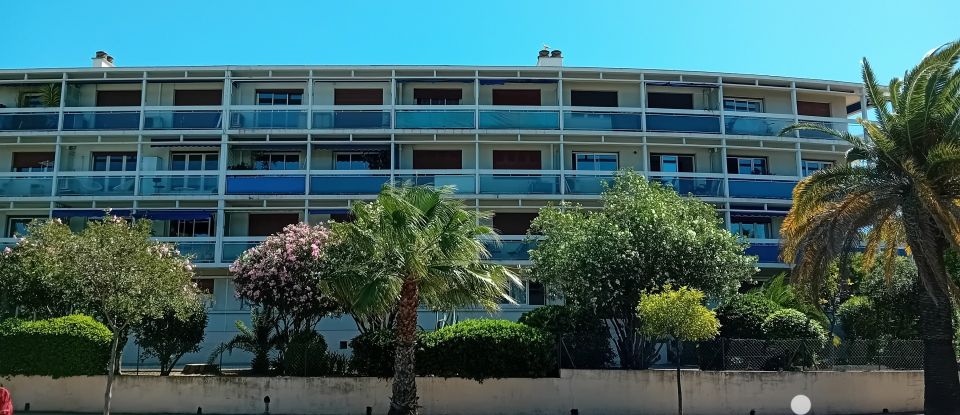 Appartement 5 pièces de 82 m² à Hyères (83400)