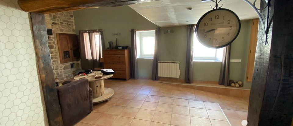 Longere 11 rooms of 186 m² in Ménigoute (79340)