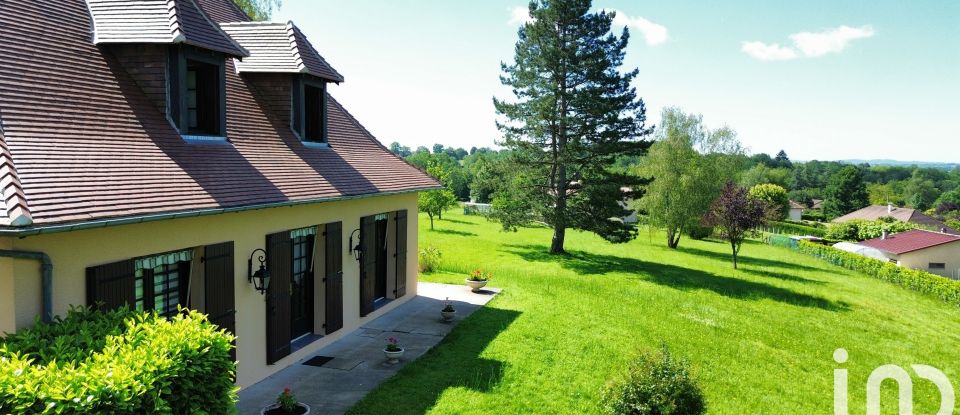 Maison traditionnelle 6 pièces de 144 m² à Verneuil-sur-Vienne (87430)