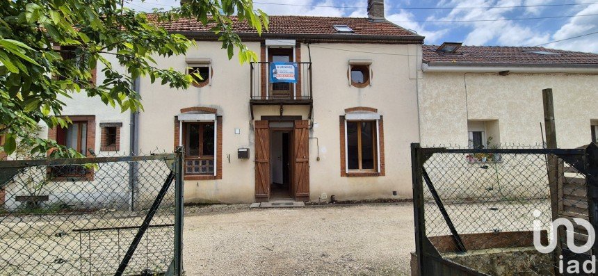 Village house 4 rooms of 78 m² in Crugny (51170)