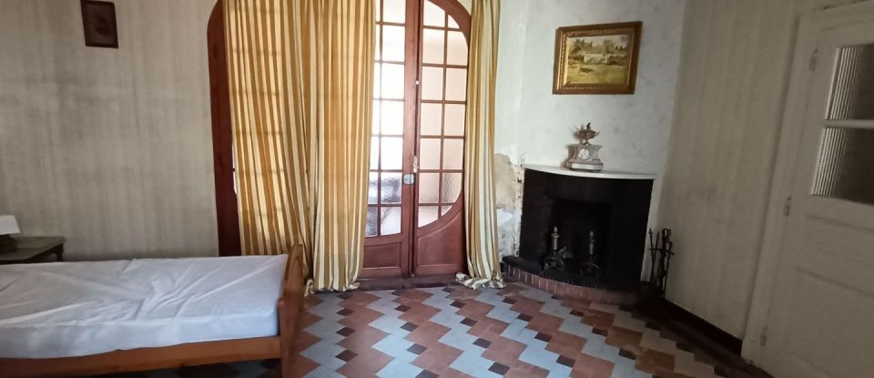 House 12 rooms of 460 m² in Saint Maurice Étusson (79150)