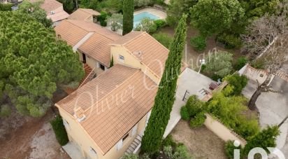 Architect house 11 rooms of 260 m² in Bollène (84500)