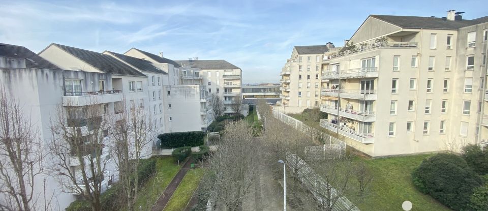 Appartement 5 pièces de 81 m² à Créteil (94000)