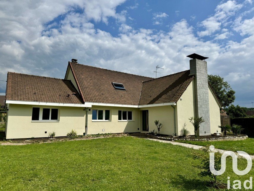 Architect house 7 rooms of 250 m² in Cinqueux (60940)