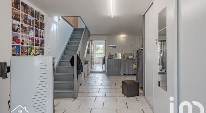 House 6 rooms of 210 m² in Saint-Félix (17330)