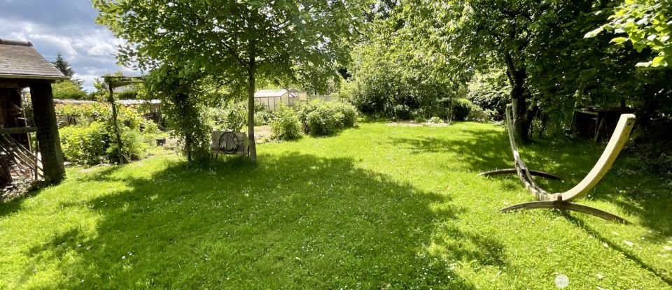 Longère 7 pièces de 165 m² à Changé (53810)