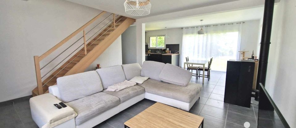 Maison 5 pièces de 98 m² à Liffré (35340)