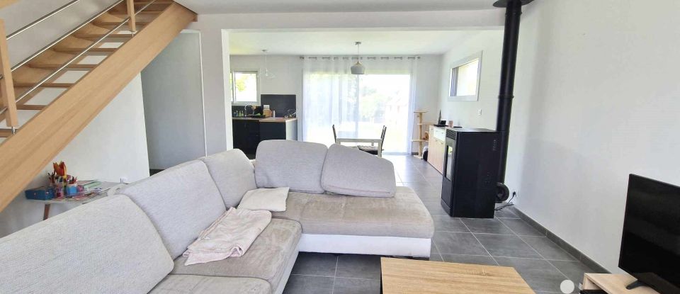 Maison 5 pièces de 98 m² à Liffré (35340)