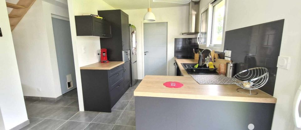 Maison 5 pièces de 98 m² à Liffré (35340)