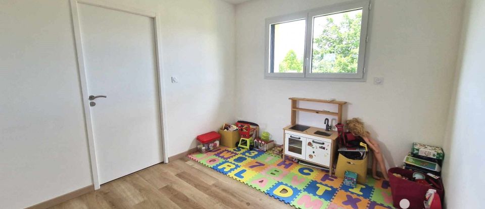 Maison 5 pièces de 98 m² à Liffré (35340)