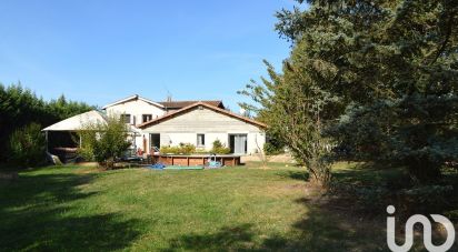 Traditional house 7 rooms of 229 m² in Saint-Georges-de-Reneins (69830)