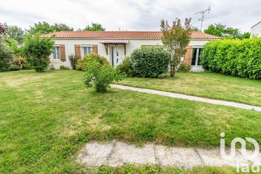 Vente Maison 122m² 6 Pièces à Bellevigny (85170) - Iad France