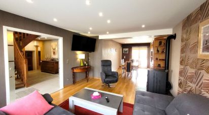 Maison 6 pièces de 194 m² à Garrebourg (57820)